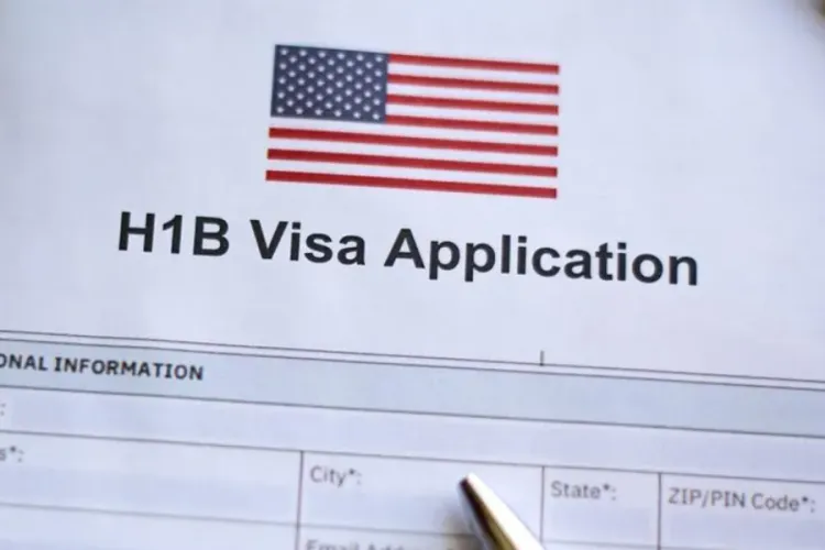 US Immigration Crackdown: Lawyers Outline Critical Travel Documentation