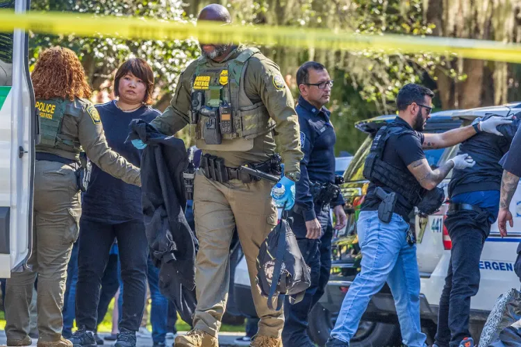 ICE Detains Hundreds in Florida's Largest Immigration Enforcement Operation