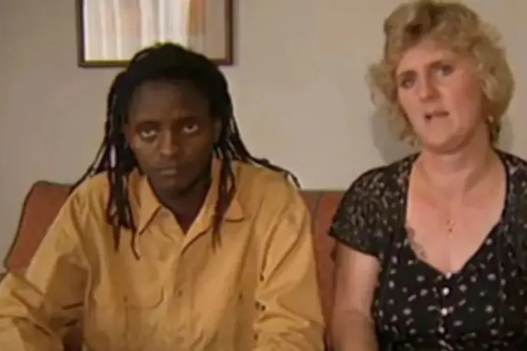 UK Woman Who Left Husband for Maasai Dancer Cautions Against Holiday Romances