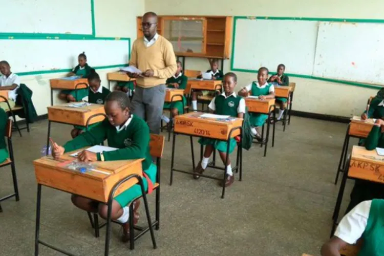 Puzzle Over 123,000 Students Missing in Transition from Grade 6 to 9