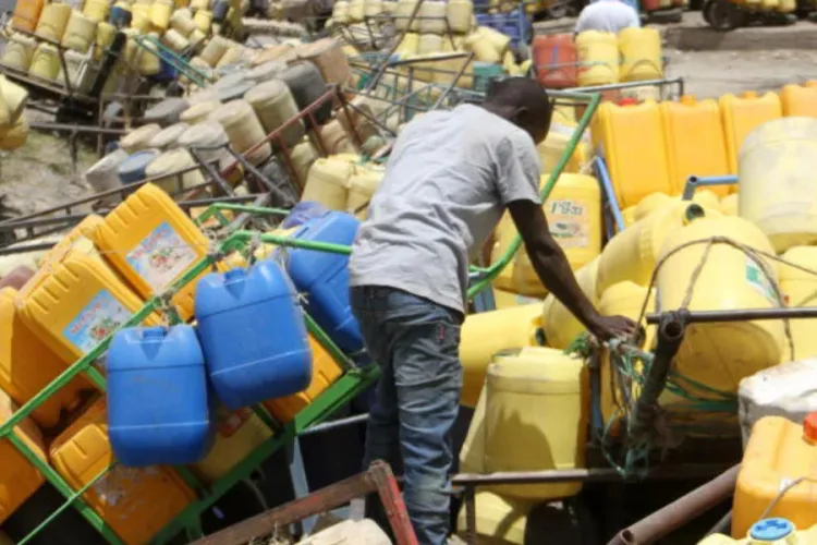 Water Shortage Persists in Kitengela Despite Government Promises