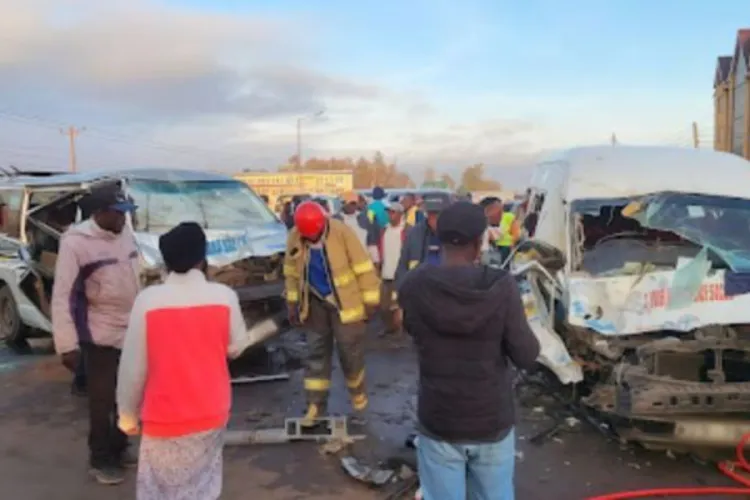 13 Injured in Head-On Collision on Thika–Mang’u Highway