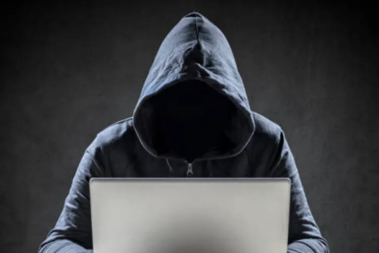 DCI Alerts Kenyans to Cyber Threats, Shares Tips for Securing Devices
