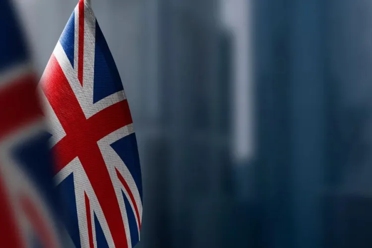 UK to Cut Graduate Visa Stay to 18 Months from 2027