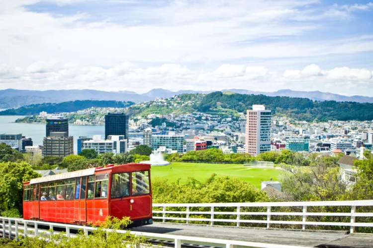 How to Obtain New Zealand Permanent Residency Through Investment