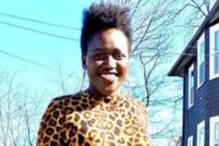 Kenyan Nurse Uses Military Training to Save Passenger's Life Mid-Flight
