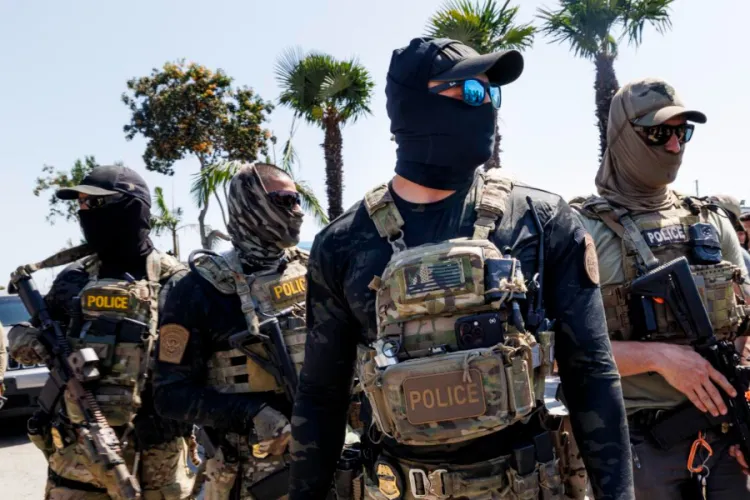 Can ICE Agents Wear Masks and Still Be Lawfully Arresting People?