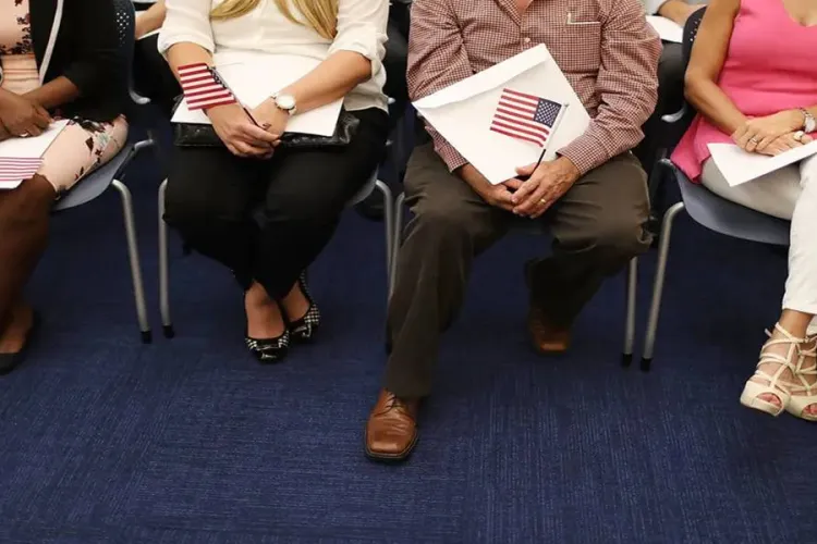 Green Card Crackdown: USCIS Officers Ordered to Scrutinise Immigration Histories