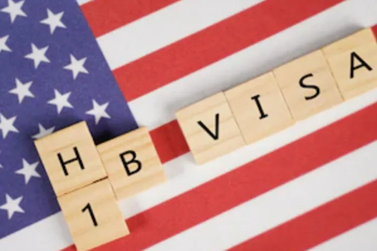 US Moves to Raise H-1B Minimum Salaries by About 30% for Foreign Workers