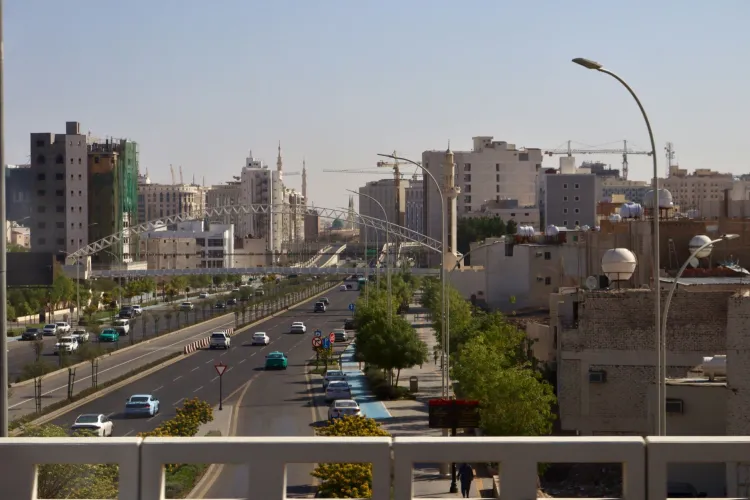 Saudi Arabia Faces Complex Decisions Amid Intensifying Conflict with Houthis