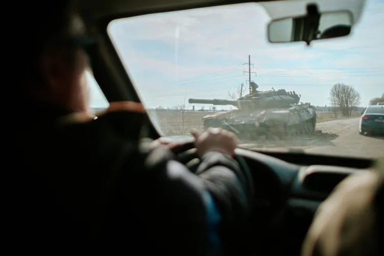 Civilians urged to evacuate key Ukrainian cities amid intensified Russian offensives
