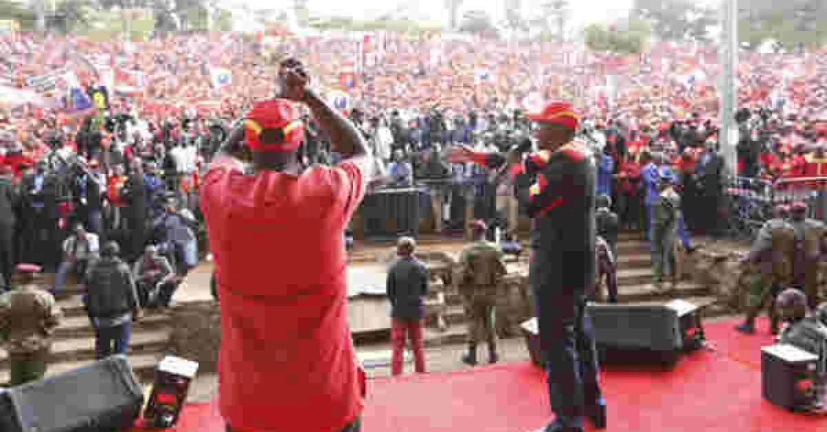 Don't Flee Nairobi, President Uhuru Tells Supporters