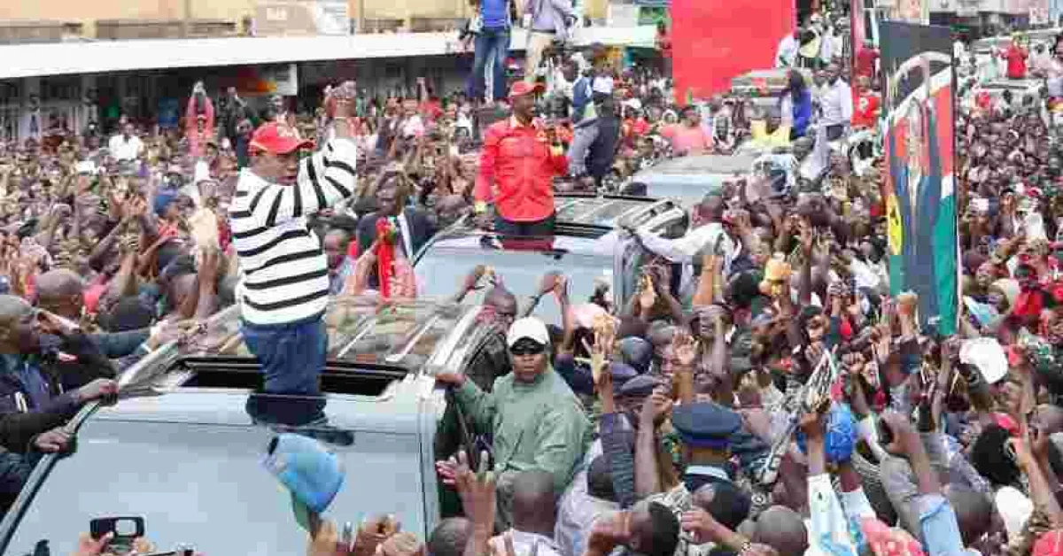 President Uhuru Vows to Resist Raila's Calls to Disband IEBC