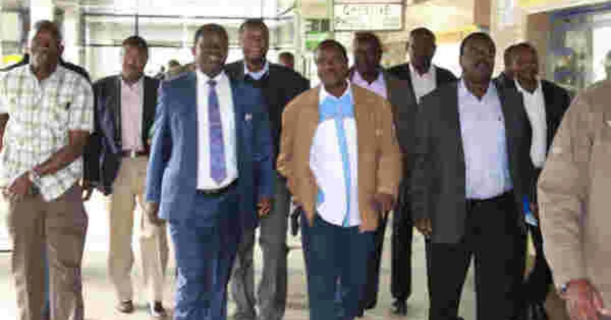 Raila Storms Out of IEBC Meeting