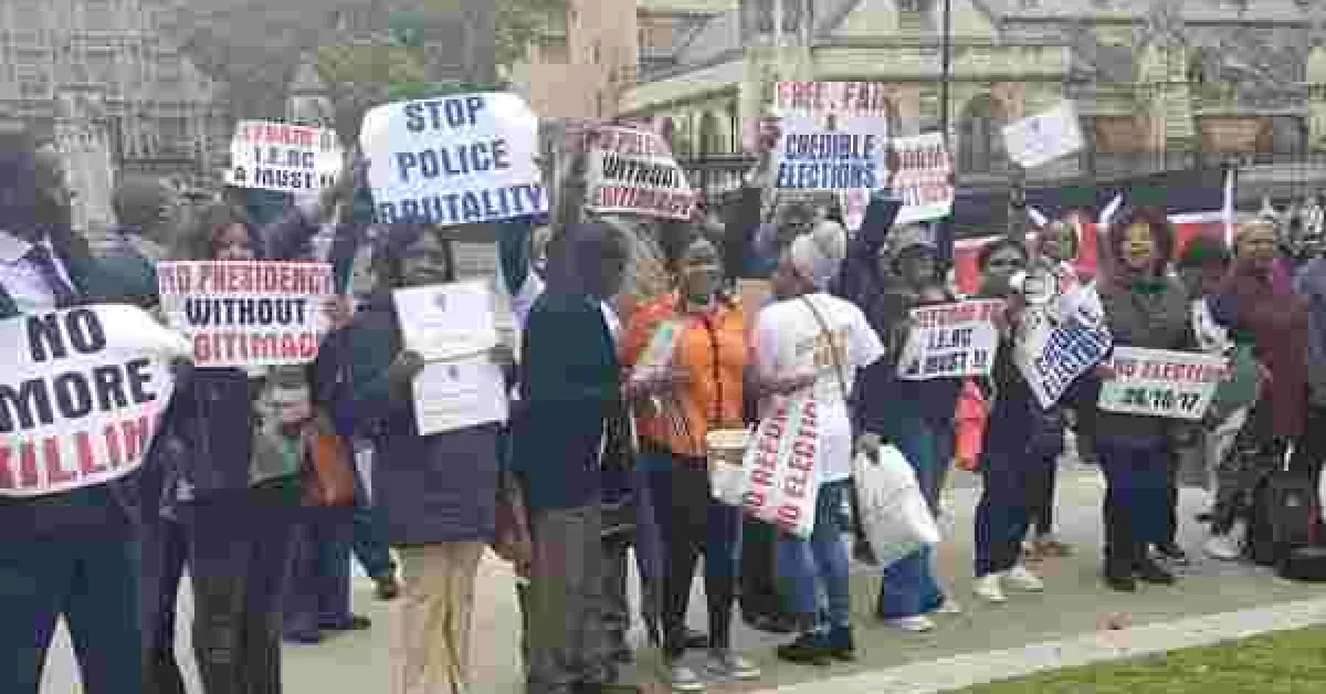 President Uhuru, Raila Supporters Drag their Rivalry to the Streets of London