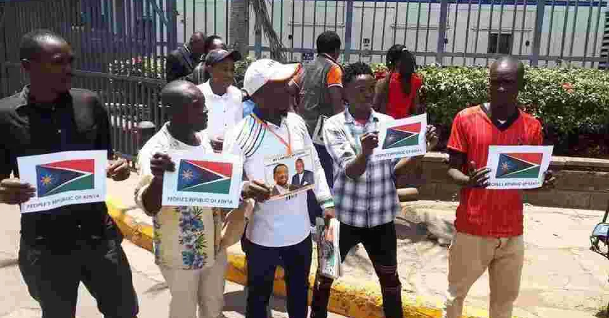 NASA Supporters Unveil &quot;Peoples Republic of Kenya&quot; Flag