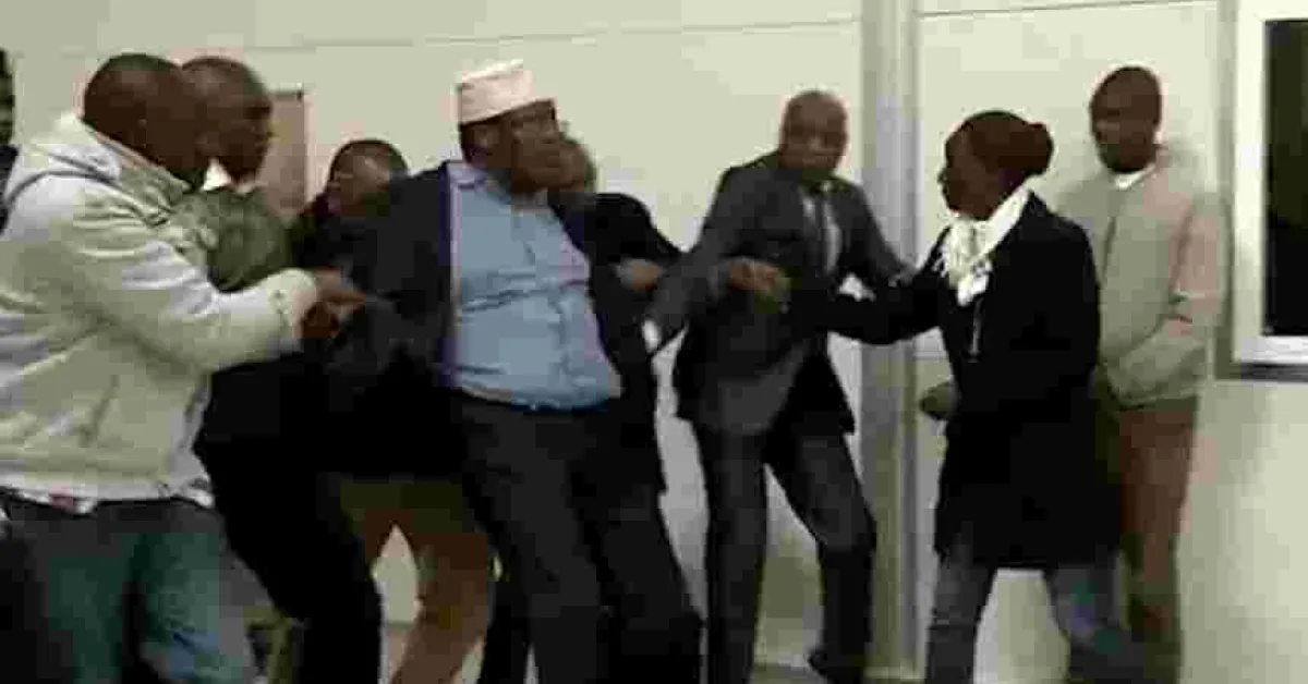 Kenya Diaspora Alliance: Standoff Between Miguna Miguna and the Government &quot;Juvenile&quot;