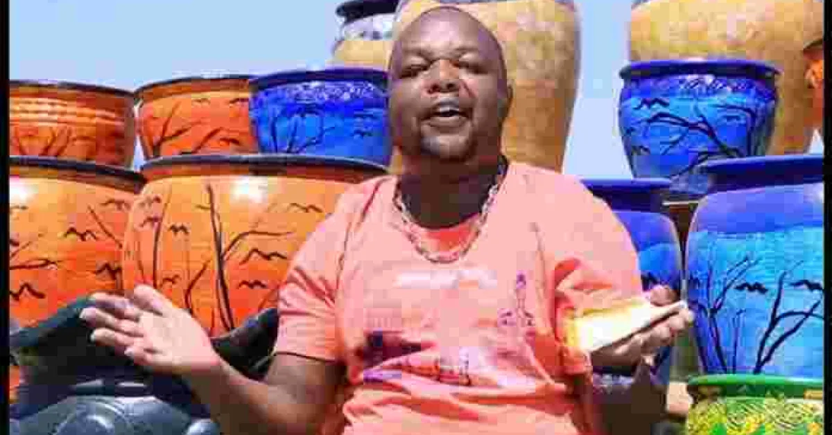 Muigai Wa Njoroge's New Controversial Song about Politicians Sparks Debate [VIDEO]