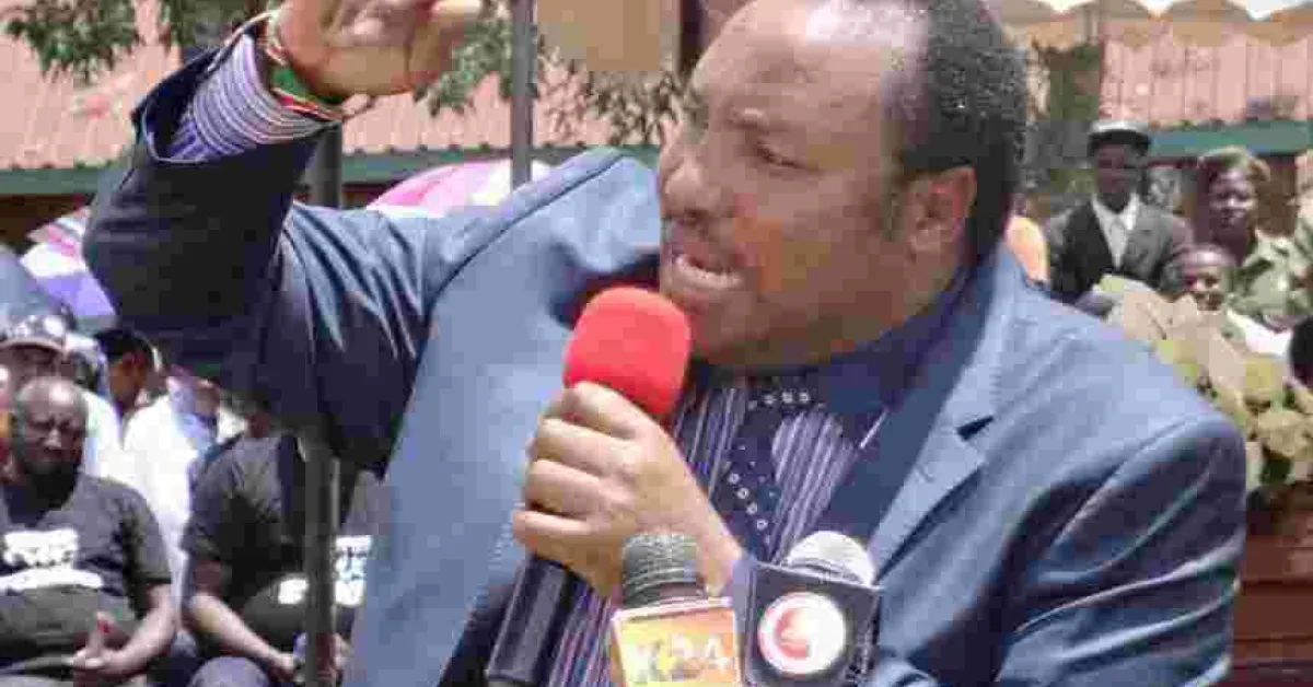 Waititu Denies Owning 50 Bank Accounts, Depositing over Sh100 Million into Daughter’s Accounts