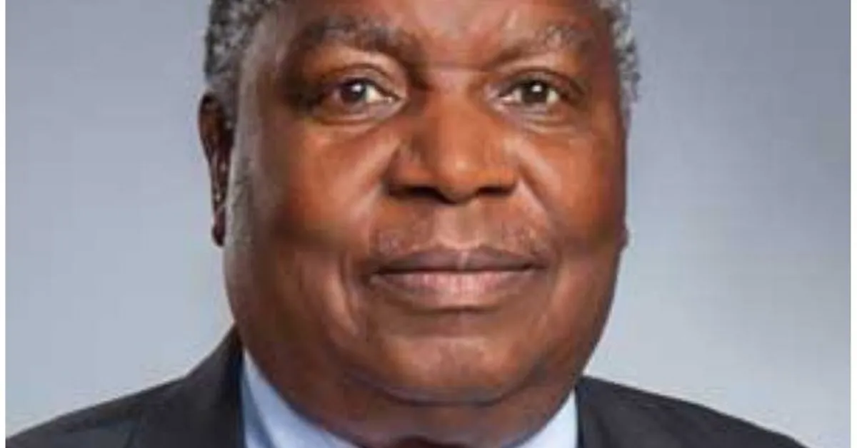 Kenyan Billionaire Wilfred Murungi Buried by 8 People as Hundreds of Mourners are Turned Away [PHOTOS]