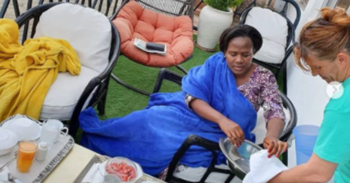 Photos of Francis Atwoli’s ‘Mzungu’ House Help Create a Stir Online