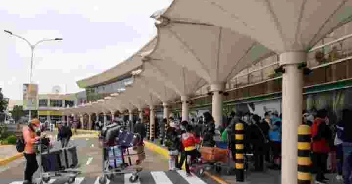 Long Queues at JKIA as Chinese Nationals Flee Kenya