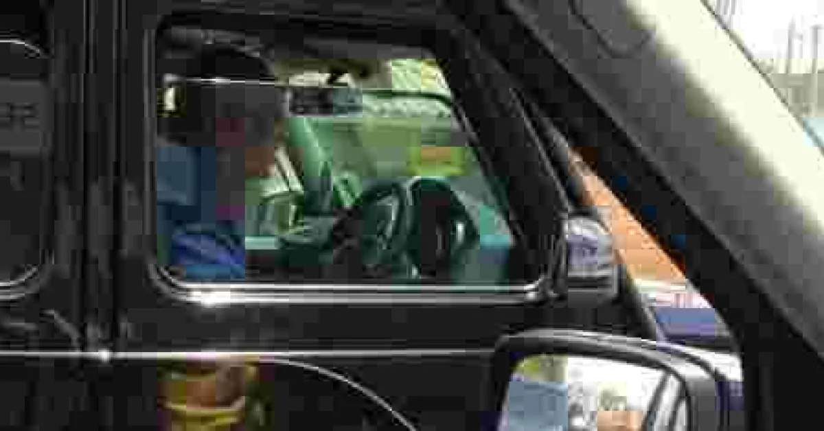 President Uhuru Drives Himself Around Nairobi at Night