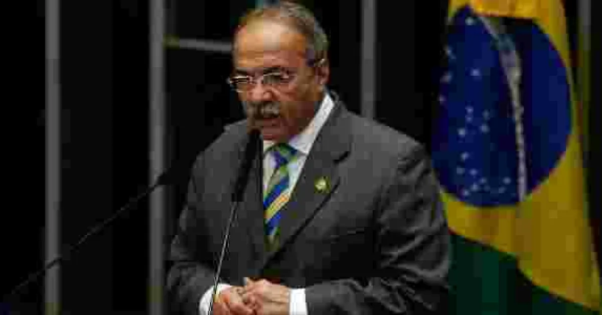 Brazilian Senator Suspended After He was Caught Hiding Cash Between His Buttocks