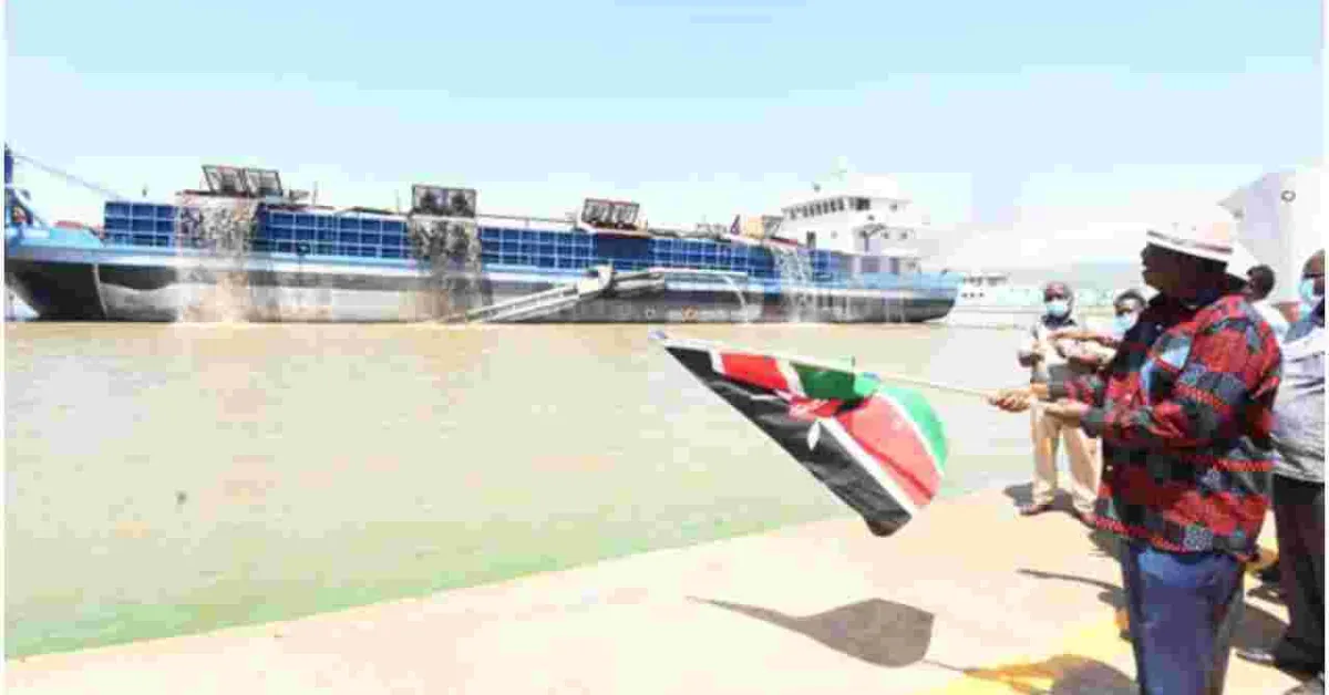 Raila Commissions Dredging of Lake Victoria