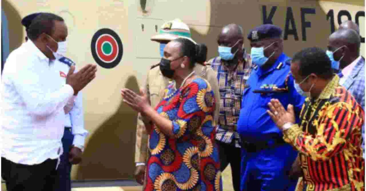 Uhuru Begins Four-Day Tour of Central Kenya