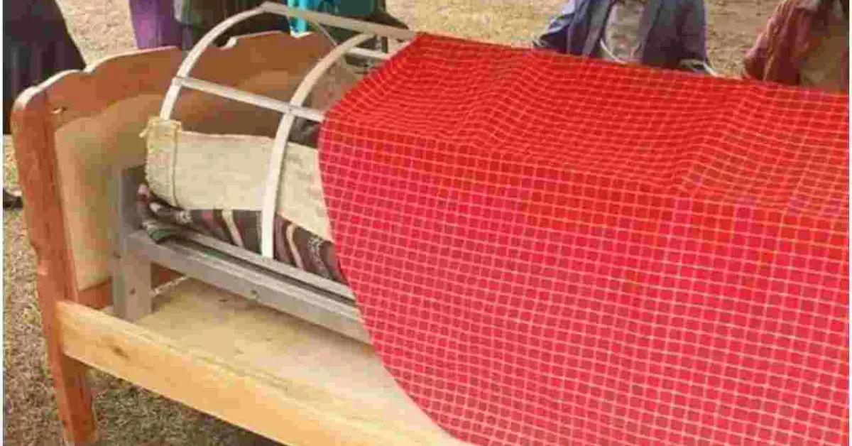 Elderly Kenyan Man Buried Without Coffin in Bizarre Funeral Ceremony