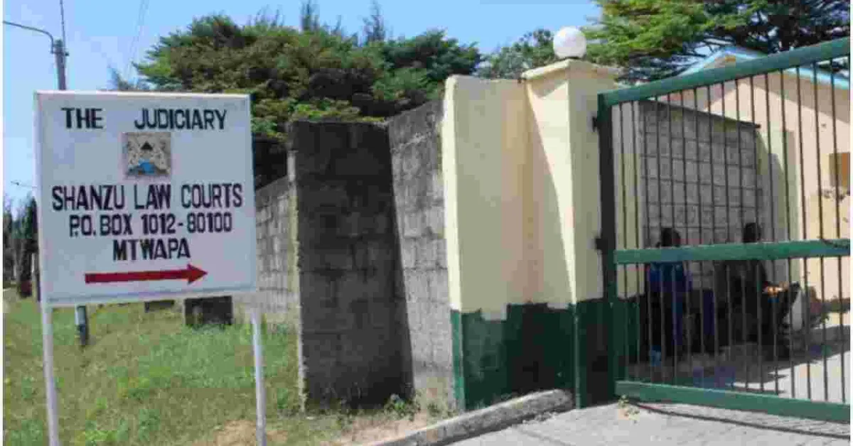 Woman Caught on CCTV Sprinkling White Powder Outside Magistrate's Office in Mombasa