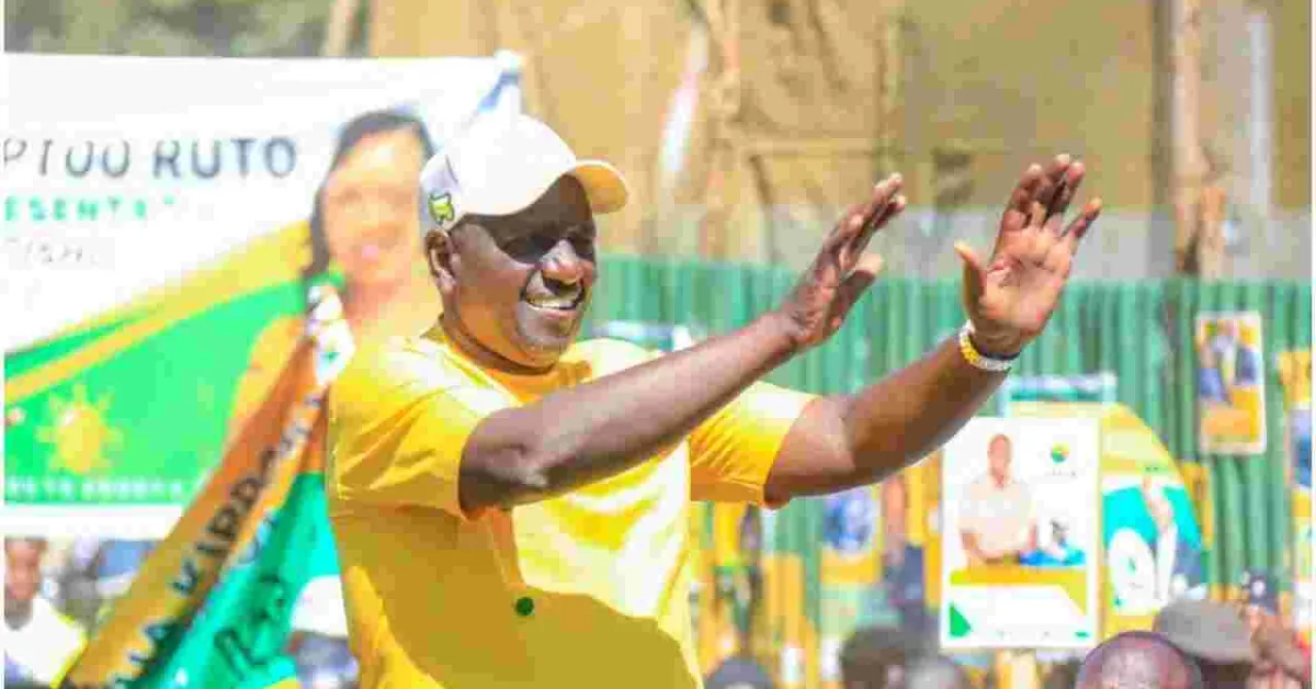 Ruto Claps Back at Raila for Questioning His Donations