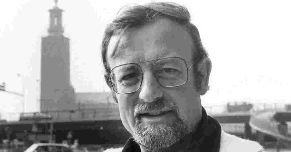 Roger Whittaker, Artist Behind 'My Land Is Kenya' Song Dies at 87