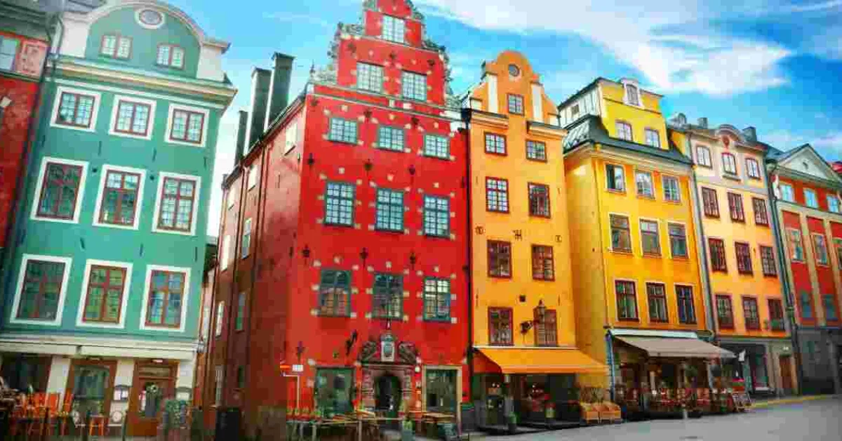 Sweden Offers Migrants Millions to Return Home in Policy Shift