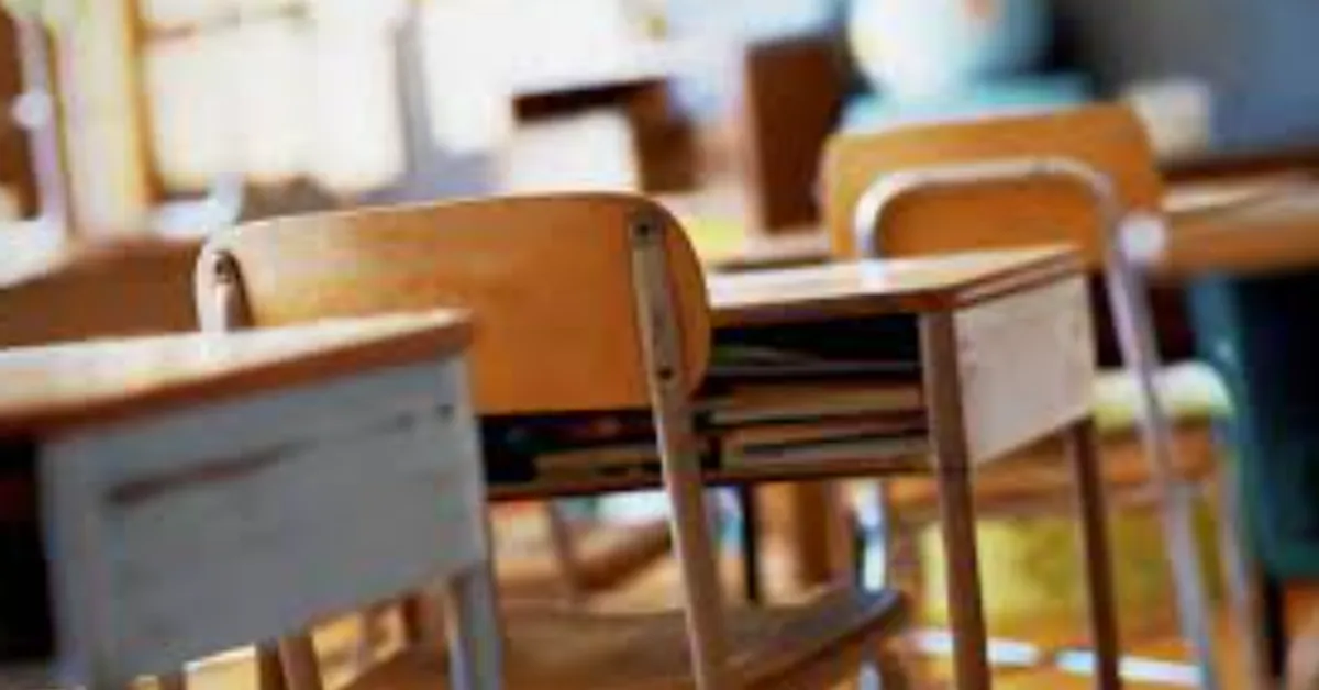 US Schools Strengthen &quot;Safe Zone&quot; Policies to Protect Immigrant Students