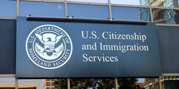 USCIS Tightens Requirements for Green Card Renewals, Effective May 2025