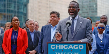 Chicago Mayor Issues Order Opposing Federal Immigration Raids