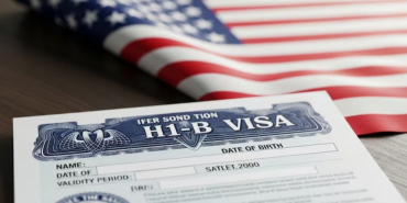 US Lawmakers Probe Major Employers for Prioritising H-1B Visa Holders Over Americans
