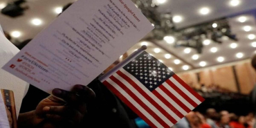 H-1B and Green Card Applicants Warned Over Costly Signature Mistakes
