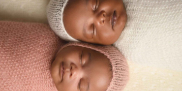 How Can Twins Have Different Parents? A Fertility Expert Explains.