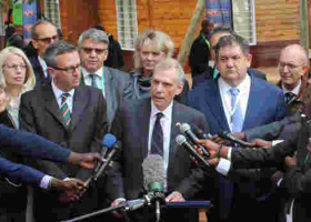 Foreign Diplomats Support Proposed Dialogue Between President Uhuru and Raila