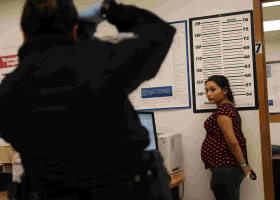 US Paves Way to Hold More Pregnant Women in Immigration Jail