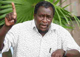 Former Kibwezi MP Kalembe Ndile Threatens to Ditch Jubilee If President Uhuru Doesn’t Give Him a Job
