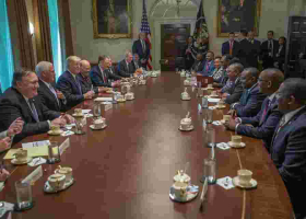 Why This White House Meeting Photo Between President Uhuru and Trump has Caught the Eye of Kenyans Online