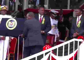 President Uhuru Caught on Camera Warning CS Mwangi Kiunjuri in Kikuyu [VIDEO]