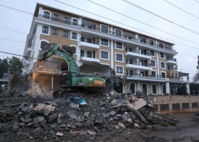 Demolition of Multi-Million-Shilling Grand Manor Hotel Near US Embassy in Nairobi Begins