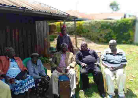 Why Photo of Retired President Mwai Kibaki Visit to His Sister’s Home on Christmas Has Baffled Kenyans Online
