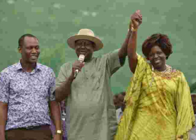 Raila Lashes Out at Deputy President William Ruto over "Kati Kati" Remarks