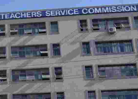 Gov't Threatens to Sack Striking Kenyan Teachers, Hire 290,000 New Tutors